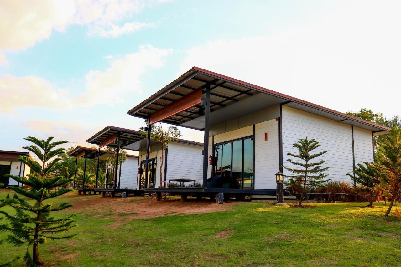 Mae On Village Resort Roi Et Exterior foto